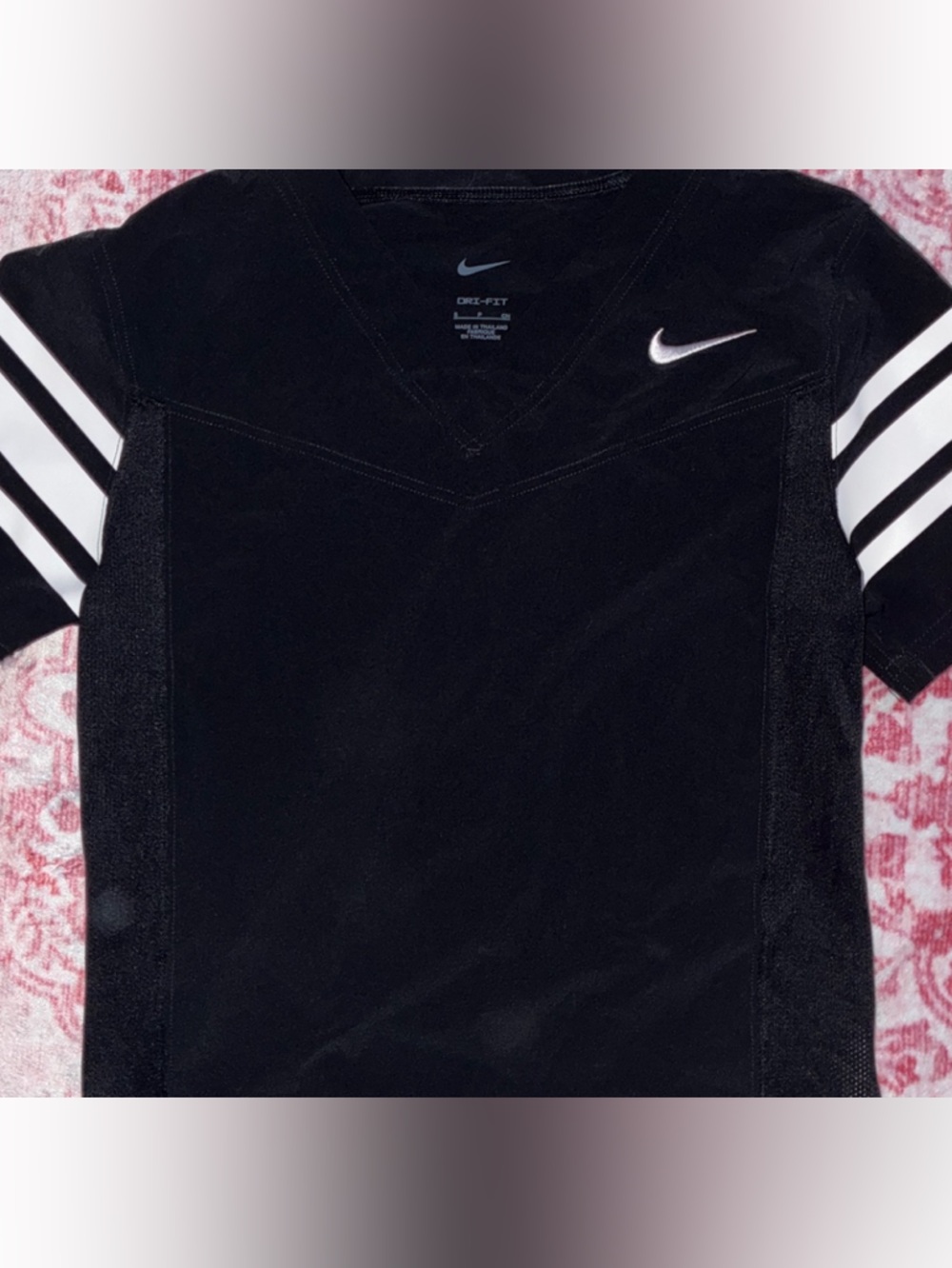 Nike Performance Top - Picture 3 of 3